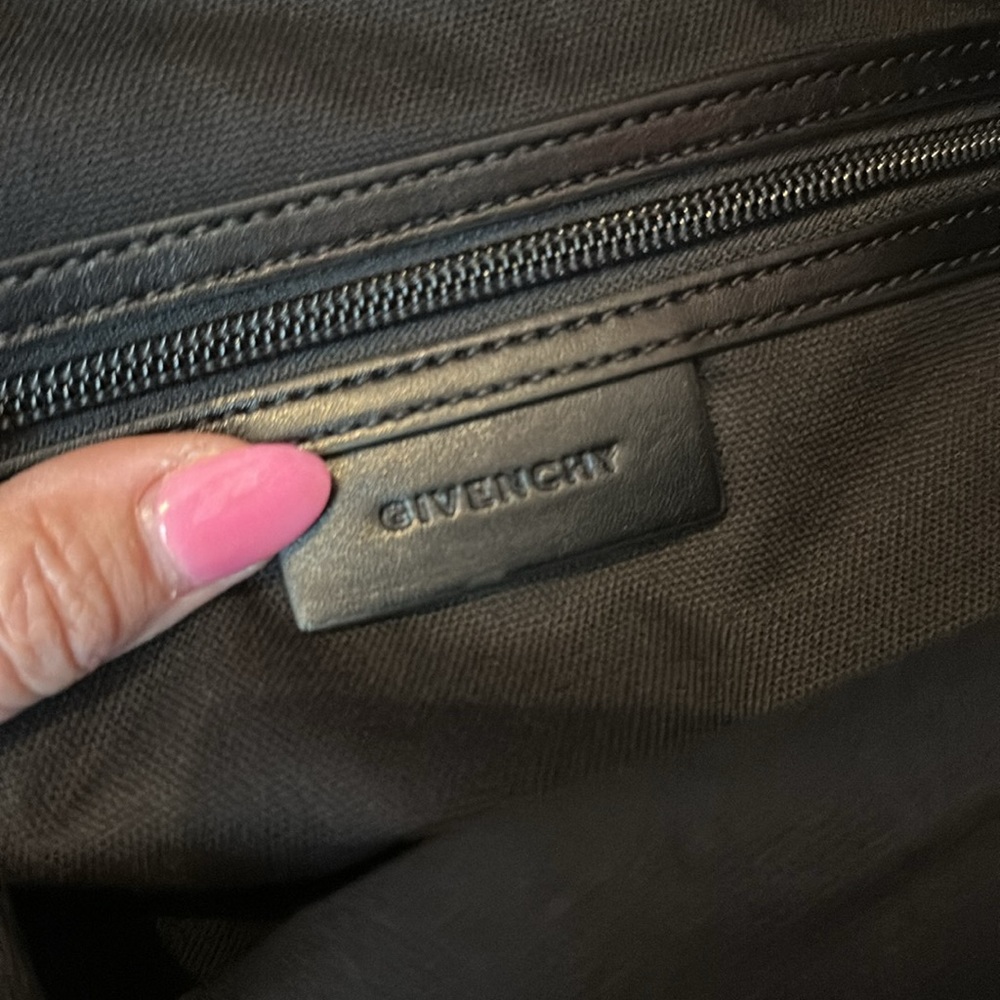 Givenchy backpack - Picture 4 of 6